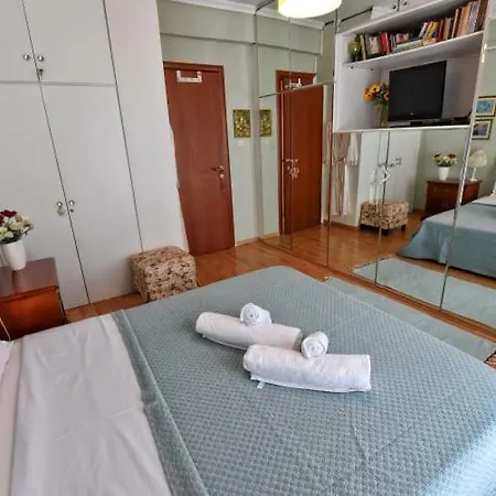 Mika's House Apartment