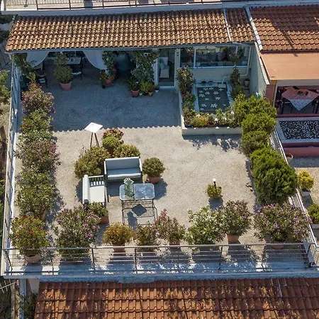 Mika's House Apartment